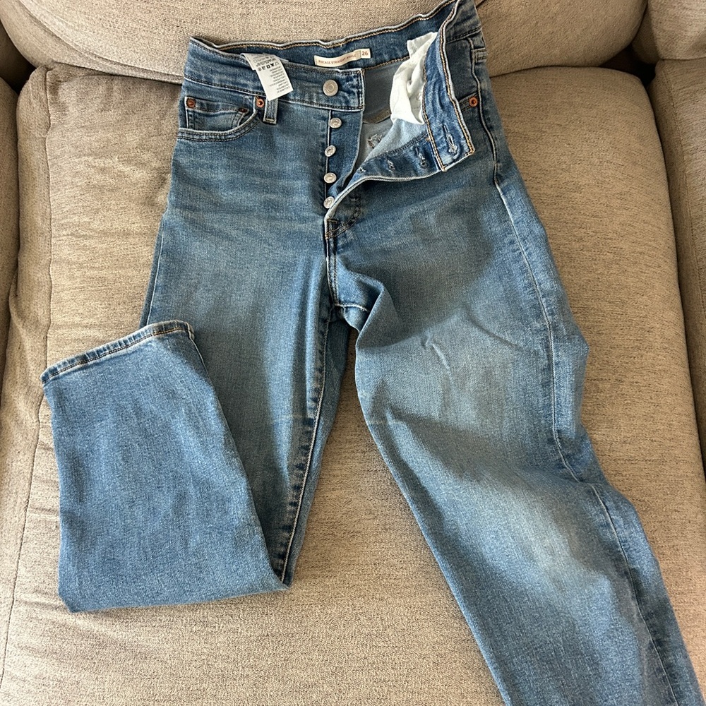 Classic Levi’s Ribcage Straight Ankle Jean